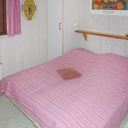 Semesterbostad Three-bedroom Holiday In *