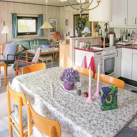 Three-bedroom Holiday In * Nordenbro Vesteregn