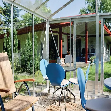 Holiday home Three-bedroom Holiday In